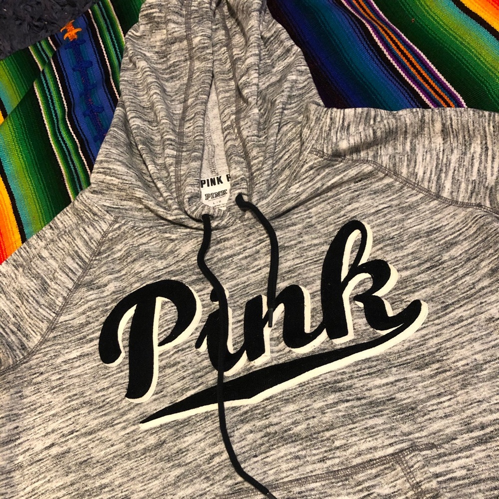 PINK Hoodie Size LG ✨🖤